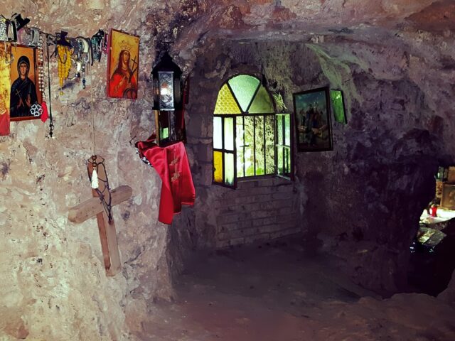 The cave where the icon of Panagia Kalampakiotissa was found
