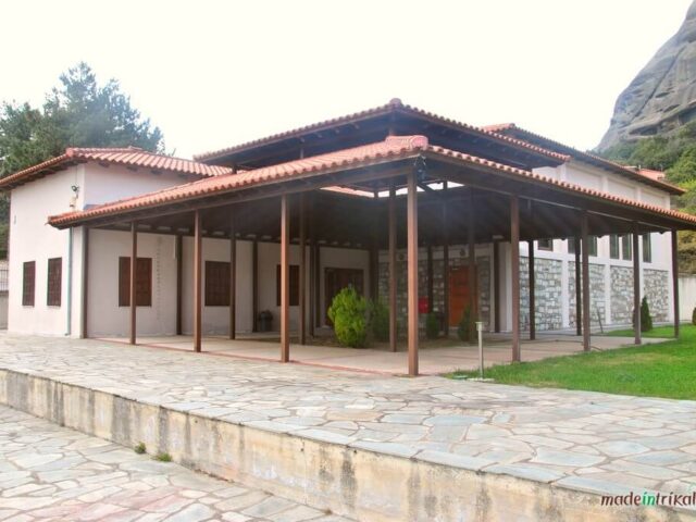 copyright madeintrikala