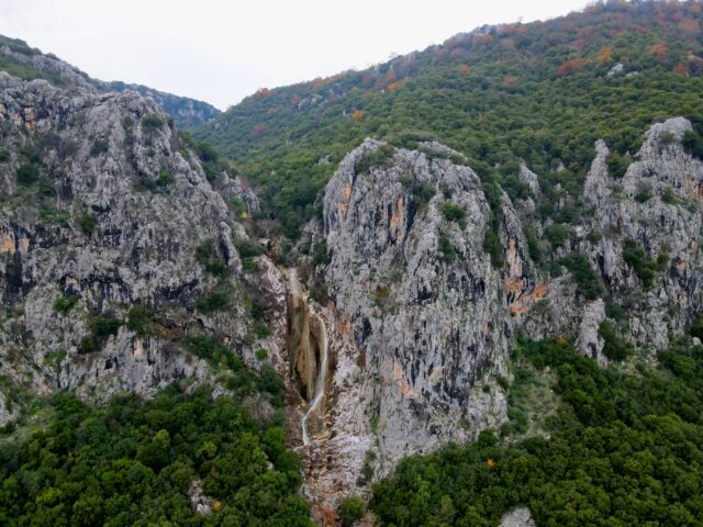 Waterfall of Agia Paraskevi (Kontena)